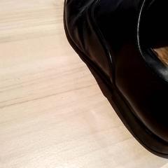 Topánky, ako bolo nahlásené Beekse Bergen Resorts en Hotel pomocou iLost