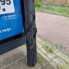 Roll up banner, iLost에 보고됨