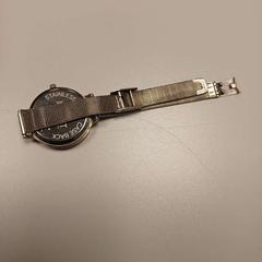 Néz, amint azt Padualaan 101 az iLost segítségével jelentette.