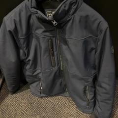 Veste, a été signalé par Van der Valk Hotel Utrecht utilisant iLost