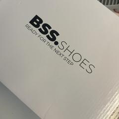 Caja de zapatos, ha sido reportado por GVB con iLost