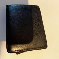 Kartenhalter ca, gemeldet von TCL über iLost