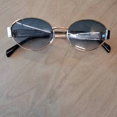 Sunglasses, as reported by IKEA Lyon Grand Parilly using iLost