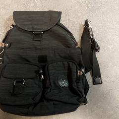 Batoh Zwart, jak nahlášeno Regio Oost-Vlaanderen pomocí iLost