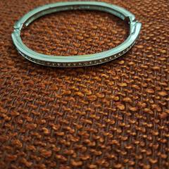 Zilveren armband met Swarovski steentjes, as reported to iLost