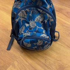 Zaino Rugtasje Blauw Wit, come riportato da GVB utilizzando iLost