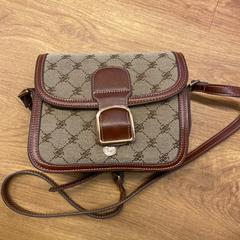 Tasje, a été signalé par GVB utilisant iLost