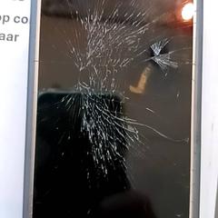Telefon, amint azt RRReis IJssel-Vecht az iLost segítségével jelentette.