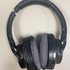 Headset, come riportato da Pathé Schiedam utilizzando iLost