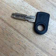 Clave & Chave da bicicleta, segundo informou Gemeente Wageningen usando iLost