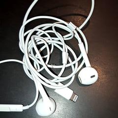 Earphones, gemeldet von TivoliVredenburg über iLost