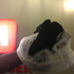 Vestiti Blue T shirt with 2 Pack of Socks, come riportato da MEININGER Hotel Milano Lambrate utilizzando iLost