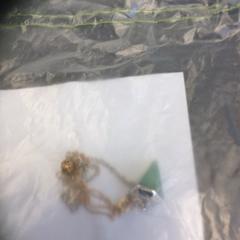 Lepokoa Met groene hanger, gisa salatu by Breng Nijmegen iLost erabiliz