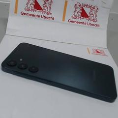 Mobile phone zwart Samsung, as reported by Gemeente Utrecht using iLost