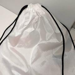 Poltsa, gisa salatu by Regio Antwerpen - Brussel iLost erabiliz