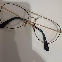 Gafas, ha sido reportado por allGo Almere con iLost