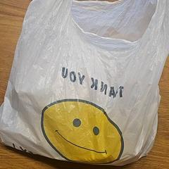 Bolsa de plástico, segundo informou GVB usando iLost