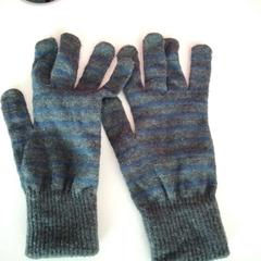 Eskularruak, gisa salatu by Twisto iLost erabiliz