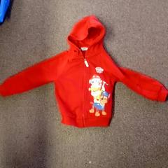 Vestje Paw patrol rood, ako bolo nahlásené Burgers' Zoo pomocou iLost