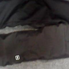 Pantalons d'esquí, segons ha informat SnowWorld Landgraaf mitjançant iLost
