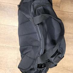 Torba sportowa Zwart, zgłoszono przez Connexxion Noord Holland Noord Alkmaar przy użyciu iLost