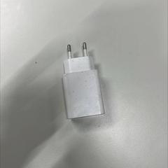 Adattatore, come riportato da Vrije Universiteit Brussel (VUB) utilizzando iLost