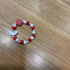 Eskumuturra, gisa salatu by Designer Outlet Roosendaal iLost erabiliz