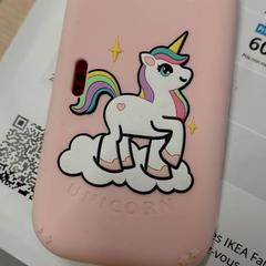 Coque telephone enfant rose licorne, segons ha informat IKEA Brest Guipavas mitjançant iLost