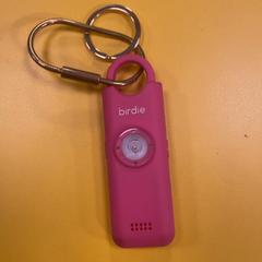 電子製品 Pink がiLostで MEININGER Hotel Dresden Zentrum によって報告されました