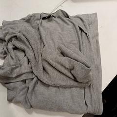 Gilet gris, ha sido reportado por IKEA Toulouse con iLost