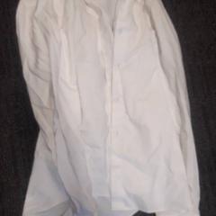 Blúzka, ako bolo nahlásené Grand Hotel Amrath Kurhaus pomocou iLost