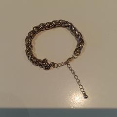 Goudkleurige armband, as reported by Pathé Nijmegen using iLost