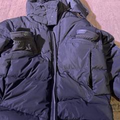 Kurtka, zgłoszono przez De Heeren van Aemstel przy użyciu iLost