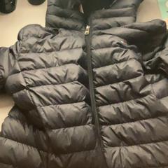 Chaqueta Blue, ha sido reportado por MEININGER Hotel Budapest Great Market Hall con iLost