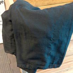 Šál Noire, ako bolo nahlásené IKEA Marseille - Vitrolles pomocou iLost