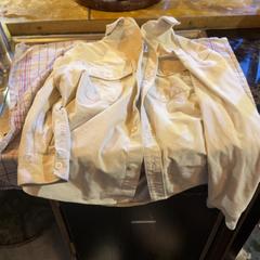 Jacket Beige, as reported by Café Leentje using iLost