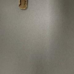 Chaves - zwart, como reportado por Centraal magazijn utilizando o iLost