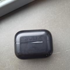Black earphones case, jak bylo nahlášeno na iLost