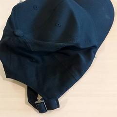 Kleding - Pet Zwart, a été signalé par Centraal magazijn utilisant iLost