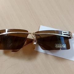 Briller - Zonnebril, som rapportert av Regio Oost-Vlaanderen ved bruk av iLost