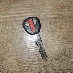 Zwart met rode sleutel ABUS がiLostに報告されました