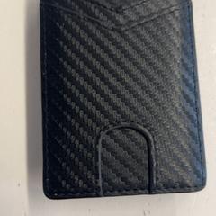 Brieftasche Yasim, gemeldet von HTM über iLost