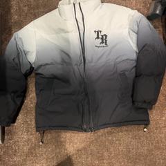Jacket, as reported by Van der Valk Hotel Apeldoorn - De Cantharel using iLost
