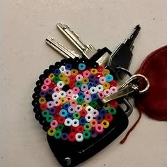 Klucze, zgłoszono przez GVB przy użyciu iLost