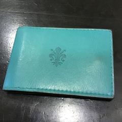 Cardhouder, as reported by Qbuzz U-OV using iLost