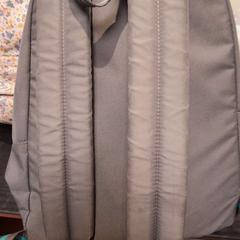 バッグ gris がiLostで TCL によって報告されました