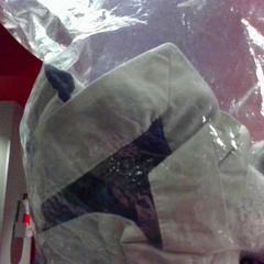 Mixed clothes clothes, amint azt MEININGER Hotel Roma Termini az iLost segítségével jelentette.