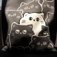 Totebag, come riportato da Vrije Universiteit Brussel (VUB) utilizzando iLost