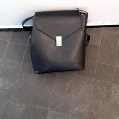 Bag Zwart, as reported by EBS Tramplein using iLost