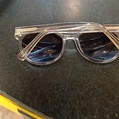 النظارات، كما تم الإبلاغ عنه بواسطة IKEA Lille عبر iLost